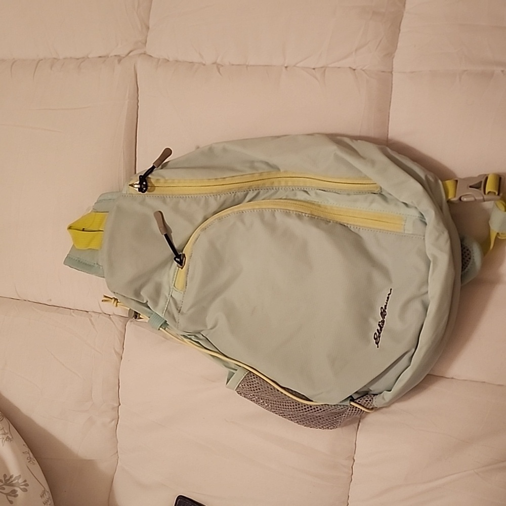 3/$20 Eddie Bauer Cross Body Bag